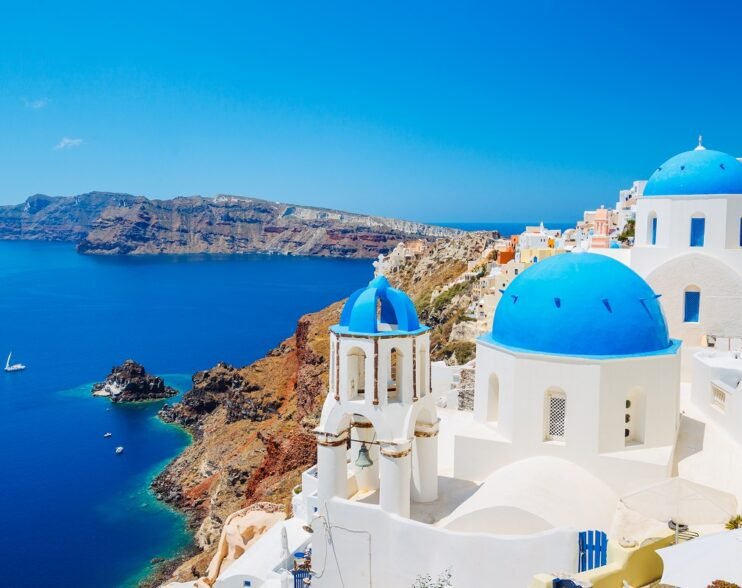 Top 10 Bucketlist Travel Destinations in Greece 2022